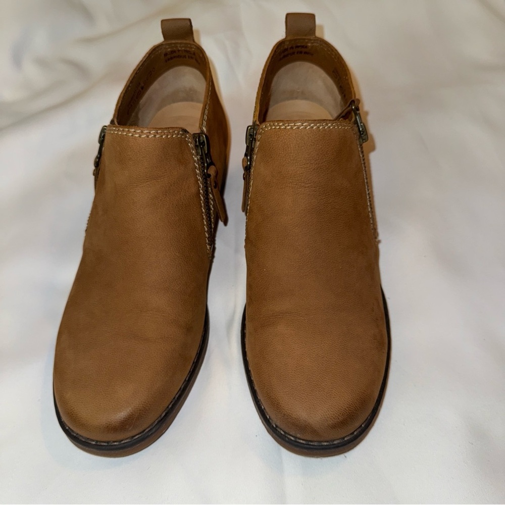 Women's Tan Ankle Boots